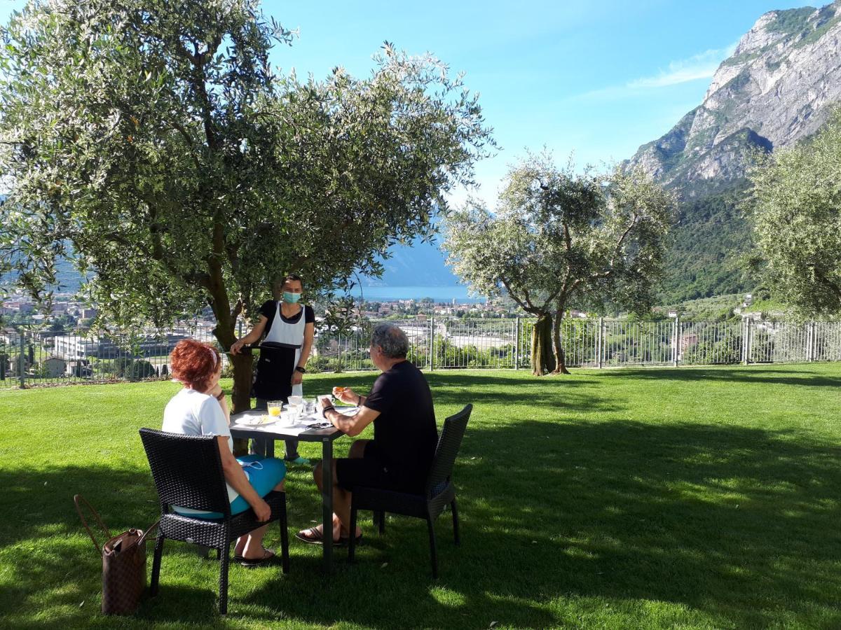 Maso Tobel Riva Del Garda Villa Luaran gambar