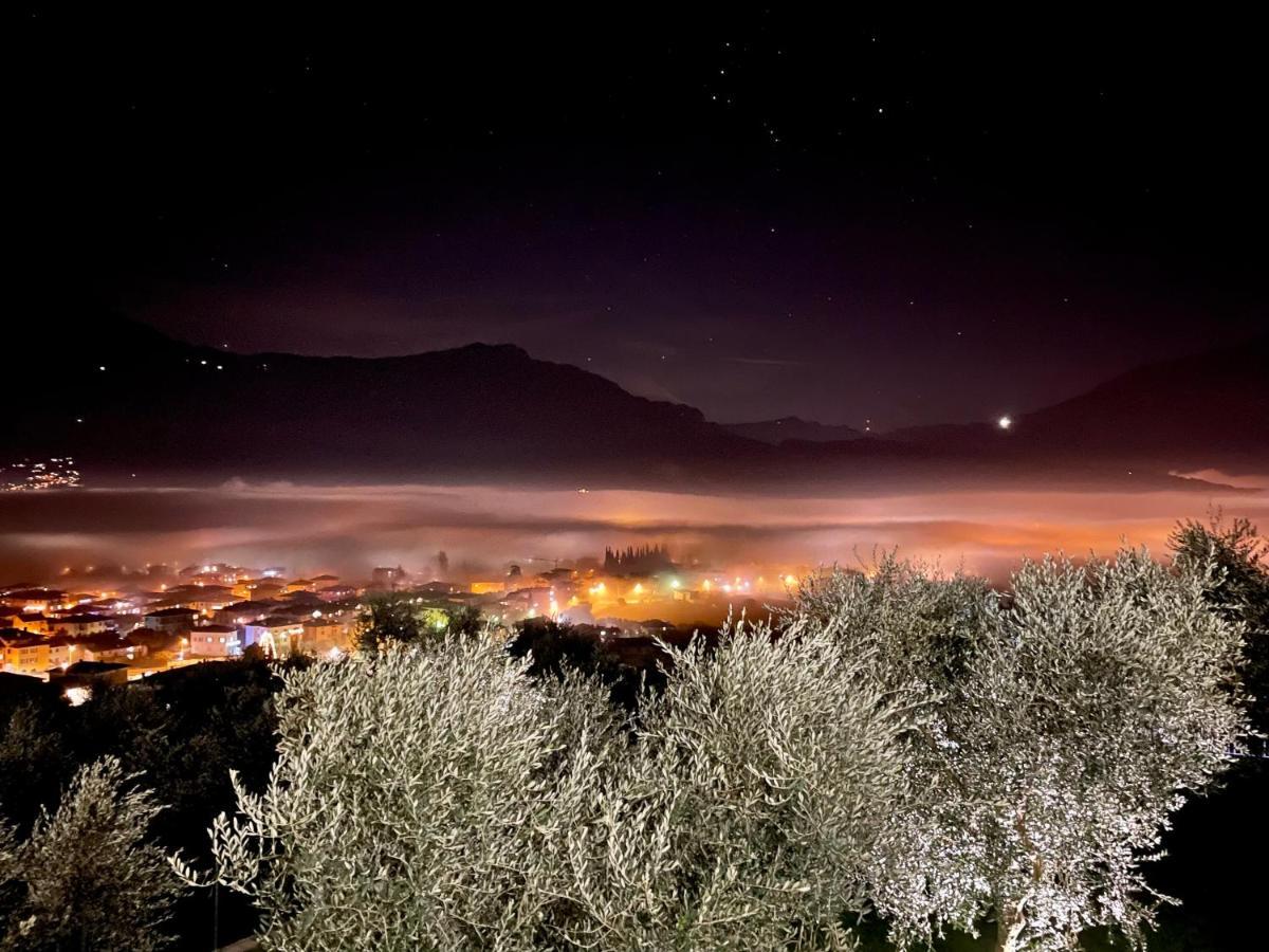 Maso Tobel Riva Del Garda Villa Luaran gambar