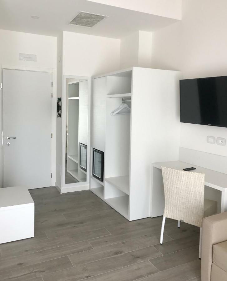 Maso Tobel Riva Del Garda Villa Luaran gambar