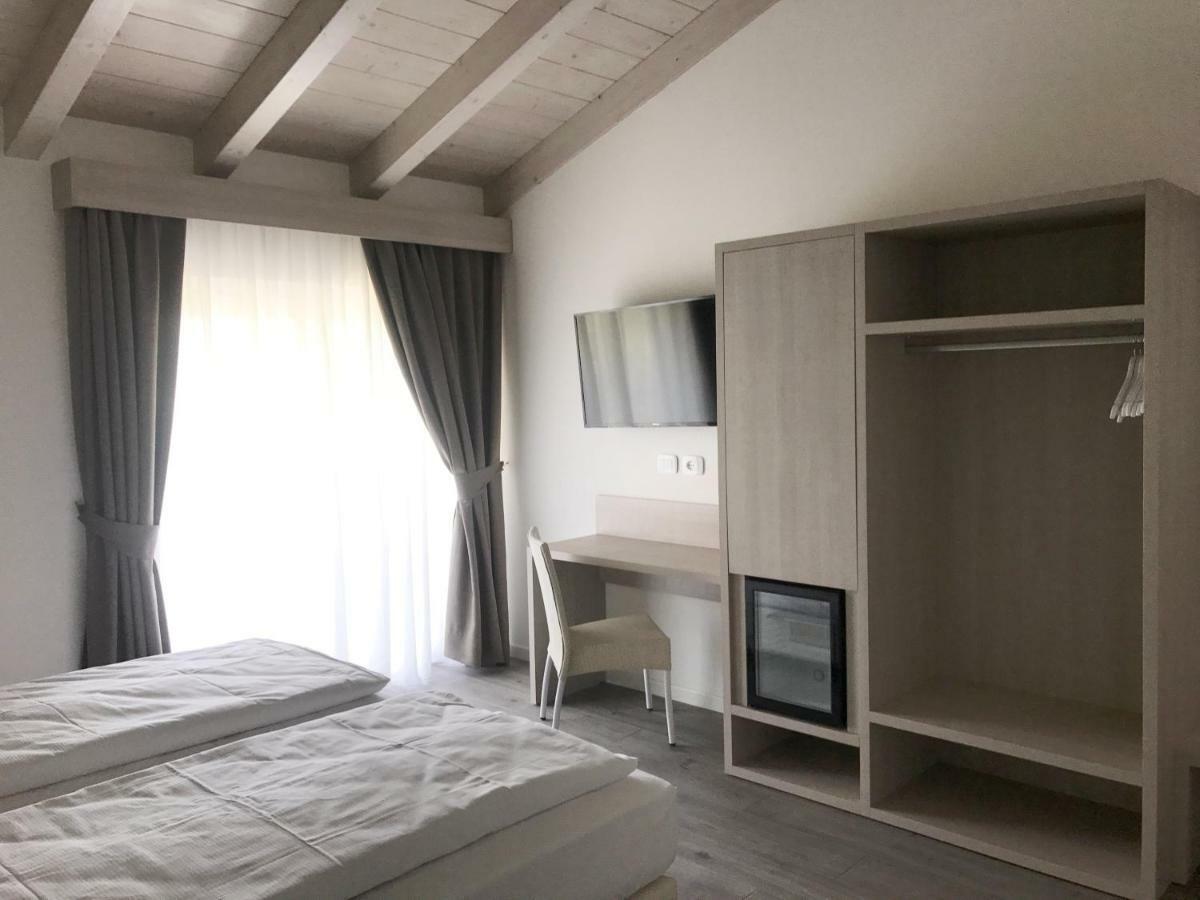 Maso Tobel Riva Del Garda Villa Luaran gambar